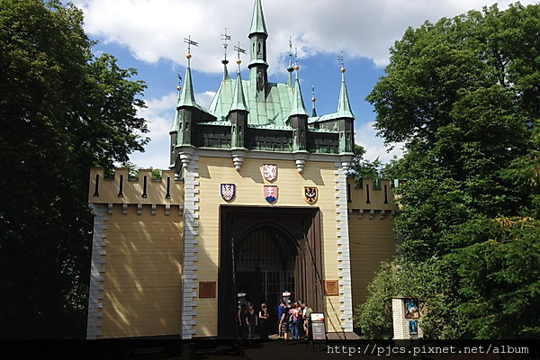 佩特任山-迷宮門口.JPG 佩特任山-迷宮門口.JPG