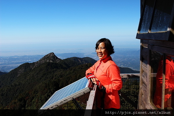 捎來山-三角點瞭望台-Jenny.JPG 捎來山-三角點瞭望台-Jenny.JPG