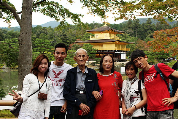 金閣寺-全家照.JPG 金閣寺-全家照.JPG