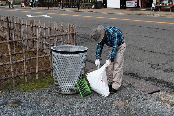 京都-街頭志願服務.JPG