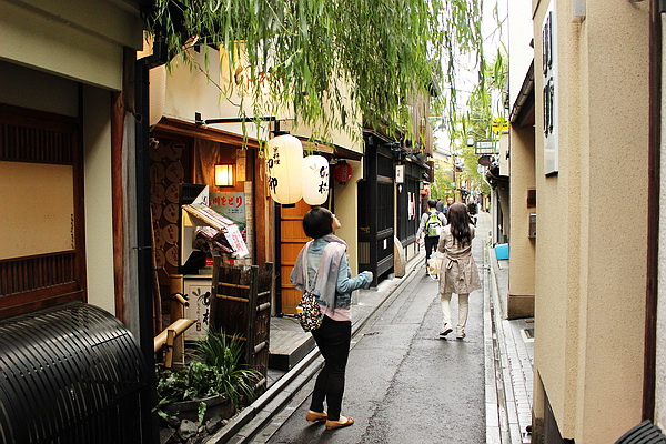 鴨川-不知名小巷.JPG