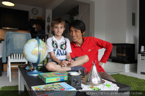 JusFamily2.JPG JusFamily2.JPG