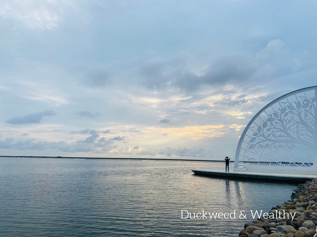 【台南將軍】青鯤鯓網美景點「生命之樹」|海上純白雙面扇形地景