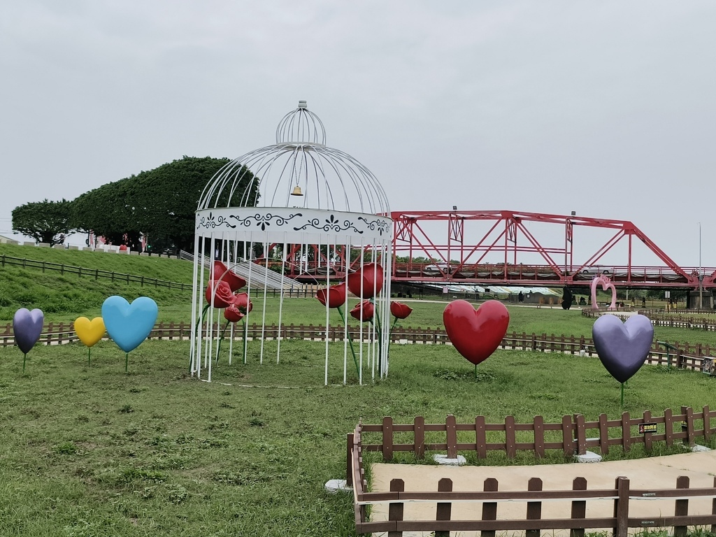 【雲林景點】「西螺大橋蝴蝶公園」美拍新亮點∣童話般風格造景∣