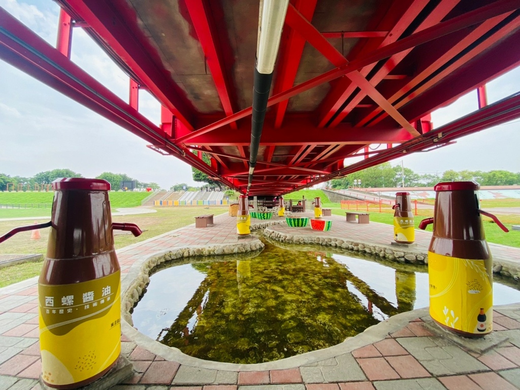 【雲林景點】「西螺大橋蝴蝶公園」美拍新亮點∣童話般風格造景∣