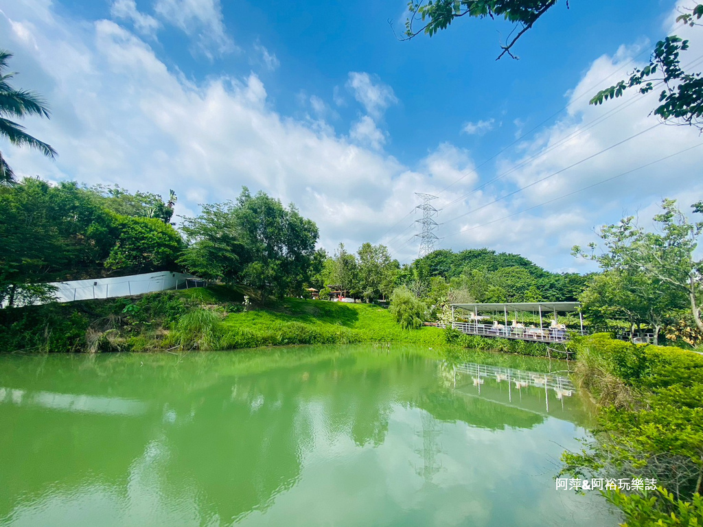 【台南玉井】「白色教堂」隱藏在山林中的夢幻景點| 純白建築中