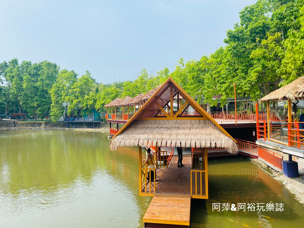 【雲林斗六】「近水樓台」湖畔森林咖啡推薦|浪漫南洋風景觀餐廳