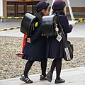 哇 日本的小學生不但可愛還很有型