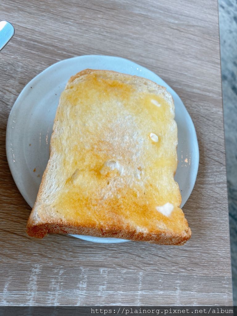 [食記] 台北中正-魚子醬咖啡Caviar Cafe(輕食)