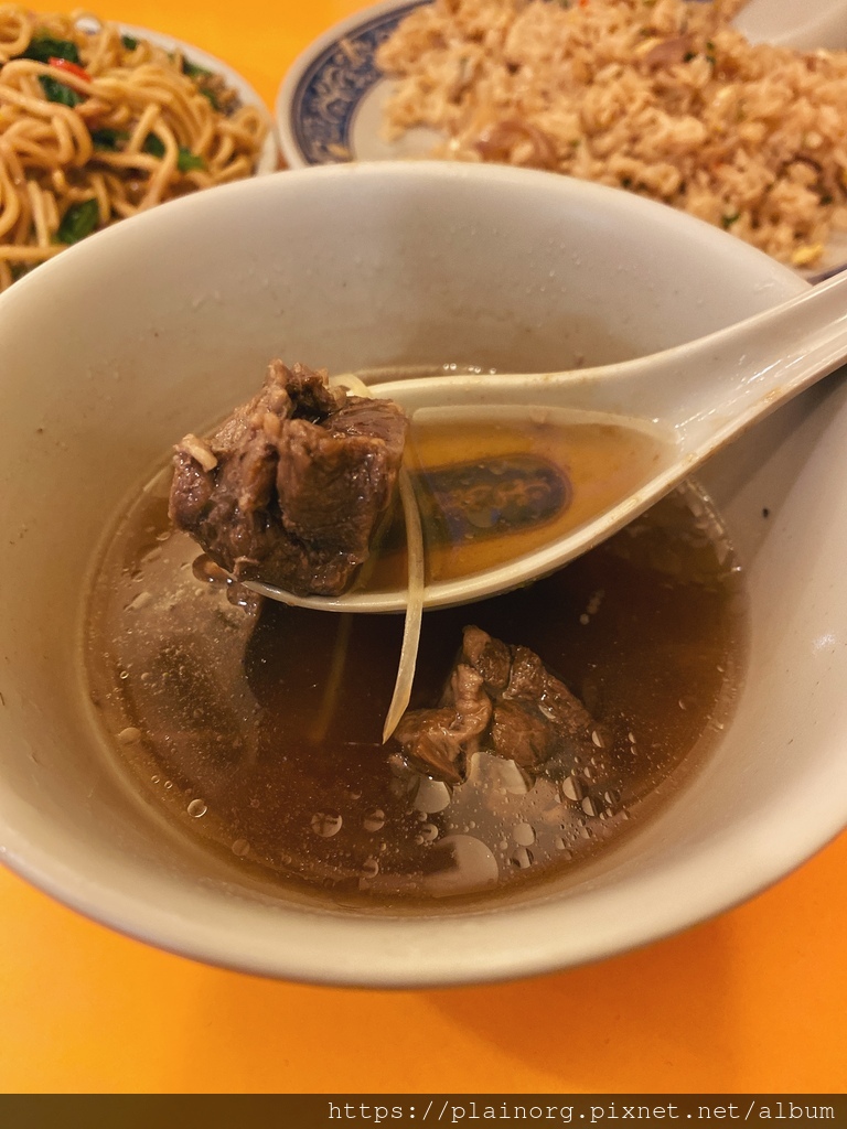 [食記] 台北中山區-新東羊羊肉料理(平價大份量)