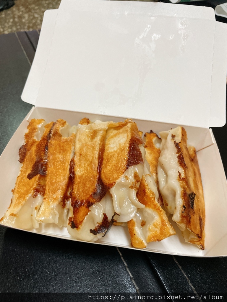 [食記] 台北中正區-早餐【虹品鍋貼水餃專賣店】