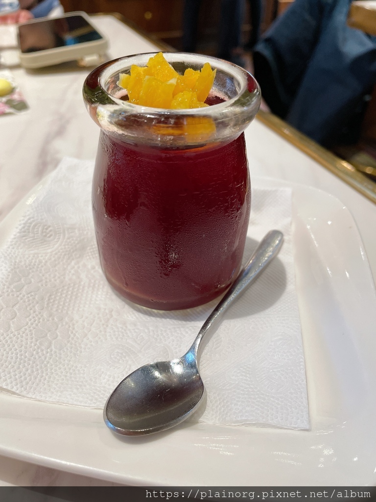 [食記] 新北板橋大遠百【B&G德國農莊餐茶館】