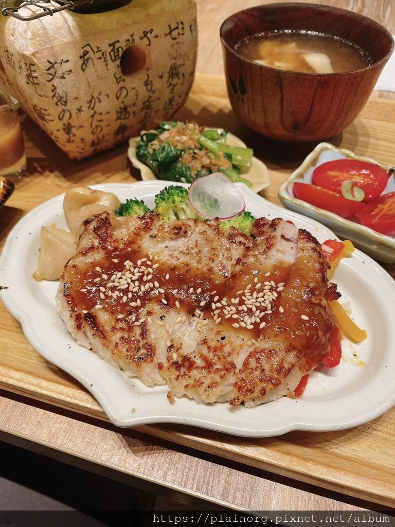 台北中正x日式早午餐【糀日和 Kouji Cafe】京站美食