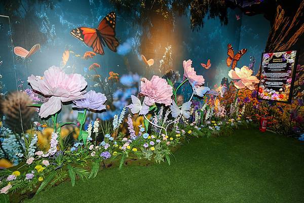 【台北最夢幻打卡點】IG瘋傳！《愛麗絲拯救仙境：沉浸之旅》好