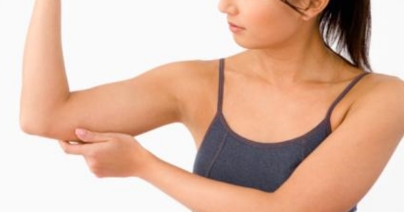 04.手臂粗壯肥大蝴蝶袖抽脂手術後遺症失敗風險.jpg 04.手臂粗壯肥大蝴蝶袖抽脂手術後遺症失敗風險.jpg