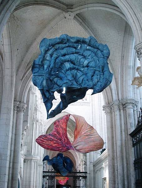荷蘭藝術家彼得GENTENAAR的紙藝作品 - 教堂裡的浮游生物