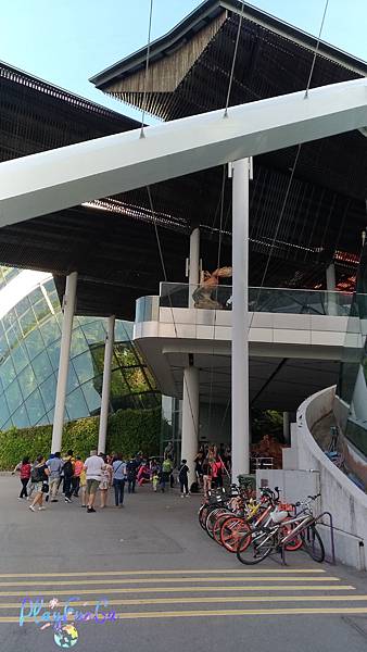 新馬自由行|SMRT怎麼搭?濱海灣花園逛2天都不是問題!金沙酒店觀景台看濱海灣水舞秀,哪裡取票?