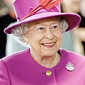 330px-Queen_Elizabeth_II_March_2015.jpg