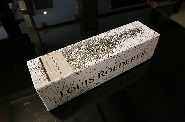 0428《博多》香檳Louis Roederer.JPG