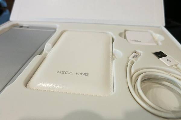 1209《MEGA KING》iPhone 6s Plus配件組 (6).JPG