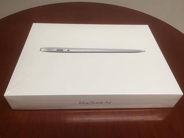 0204《Apple》MacBook Air (9).jpg