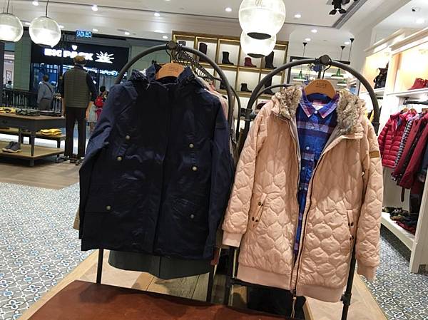 1018《澳門》AIGLE GT 外套 (3).JPG