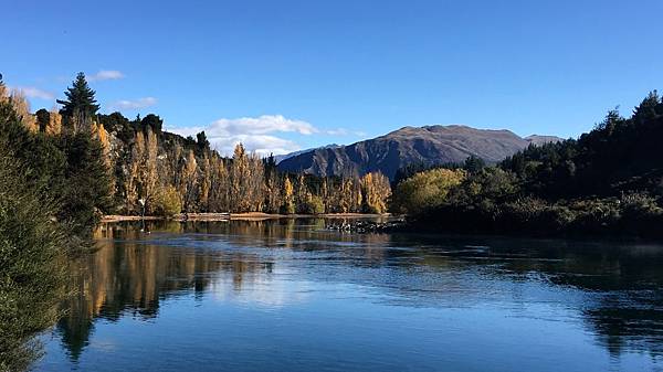 0920《Lake Wanaka Track》湖水藍 (2).jpg