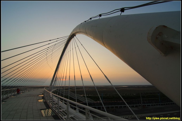 Harp bridge_07.jpg