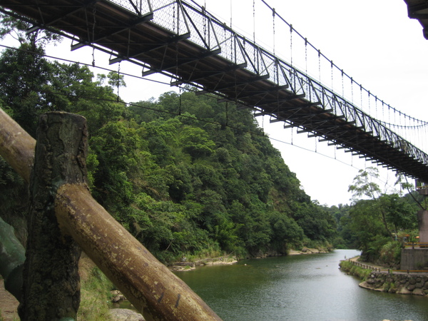 觀瀑吊橋