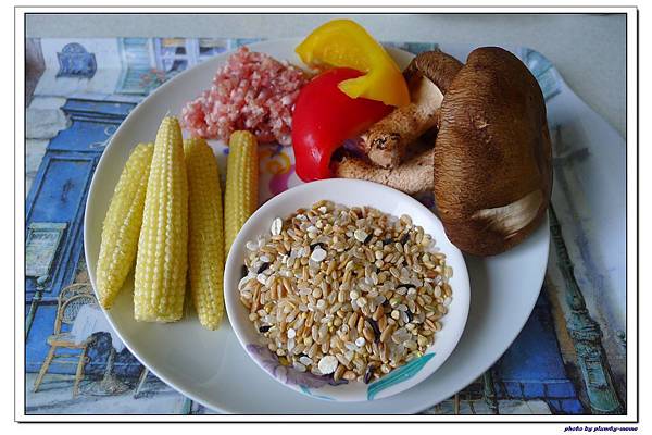 副食品-香菇甜椒玉米豬肉五穀粥 (11) 副食品-香菇甜椒玉米豬肉五穀粥 (11)