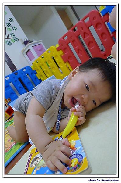 香蕉牙刷Baby Banana Brush試用 (10) 香蕉牙刷Baby Banana Brush試用 (10)