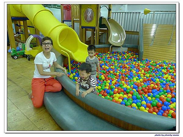 信誼親子遊戲室-滑梯球池 (3)