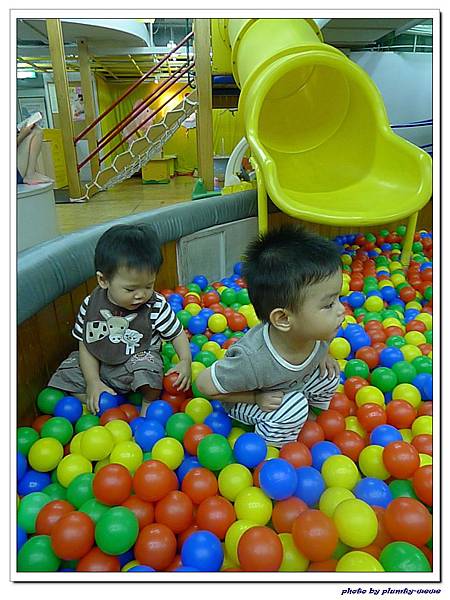 信誼親子遊戲室-滑梯球池 (6)