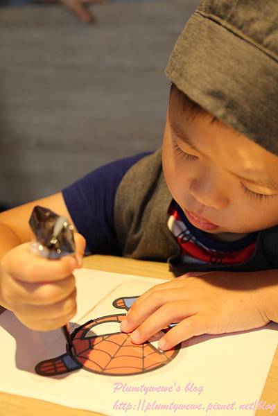 U40A4036.JPG U40A4036.JPG