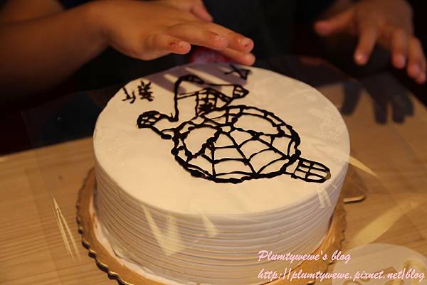 U40A4063.JPG U40A4063.JPG