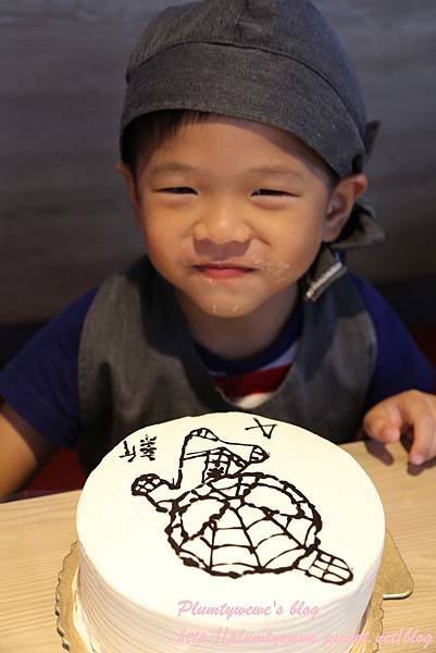 U40A4072.JPG U40A4072.JPG