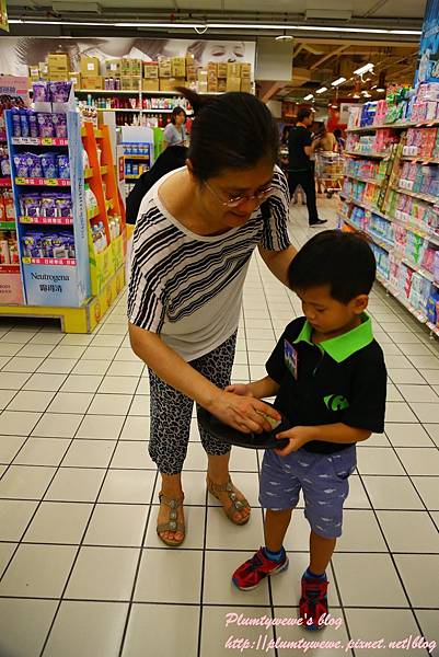 U40A5983.JPG U40A5983.JPG