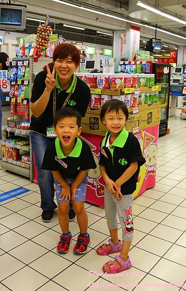 U40A6025.JPG U40A6025.JPG