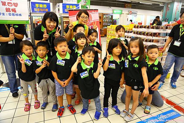 U40A6077.JPG U40A6077.JPG