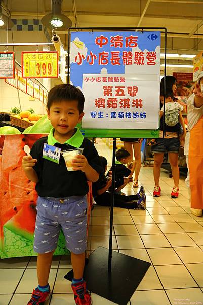 U40A6110.JPG U40A6110.JPG