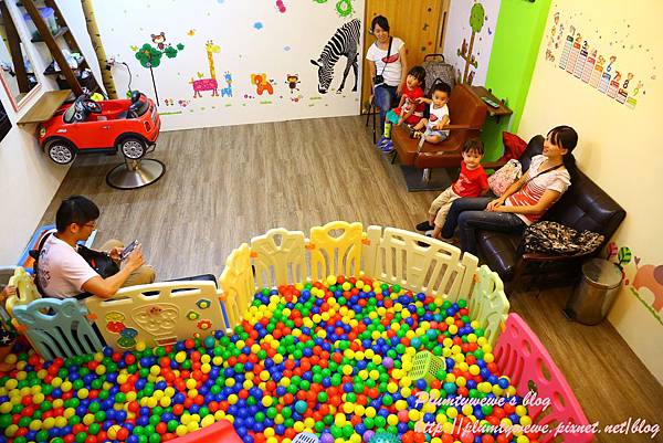 U40A7965.JPG U40A7965.JPG