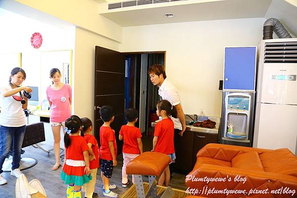 U40A8010.JPG U40A8010.JPG