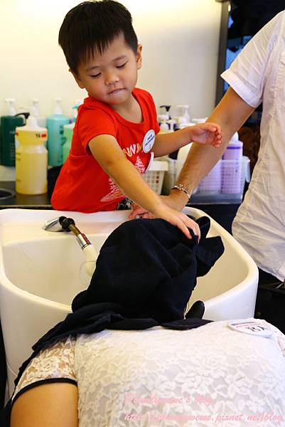 U40A8124.JPG U40A8124.JPG