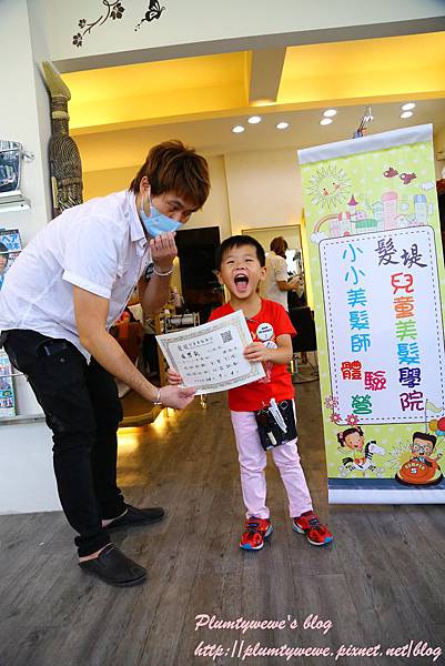 U40A8182.JPG U40A8182.JPG