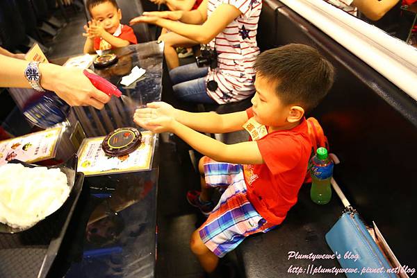 U40A8855.JPG U40A8855.JPG