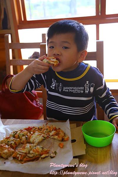 U40A9307.JPG U40A9307.JPG