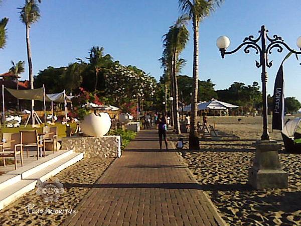 KUTA-BEACH-PATH-7