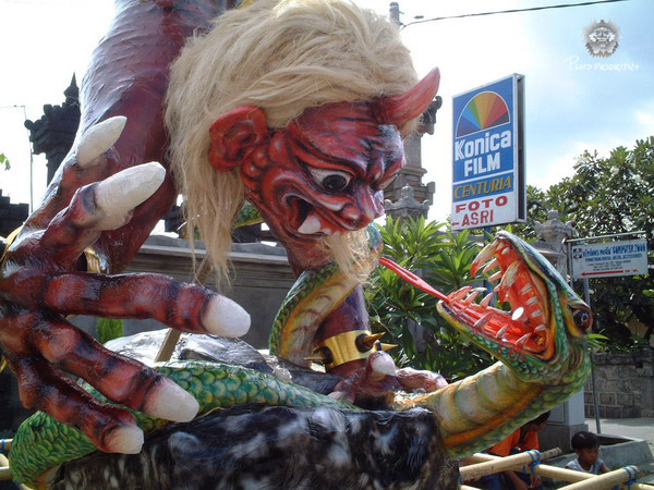 峇里島安寧日前Ogoh-ogoh遊行1