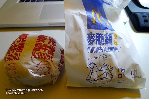 錯過正餐只好去麥當勞輕鬆點 麥克雙牛堡+麥脆雞＝78 20120607