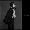 CHANEL THE LITTLE BLACK JACKET_07